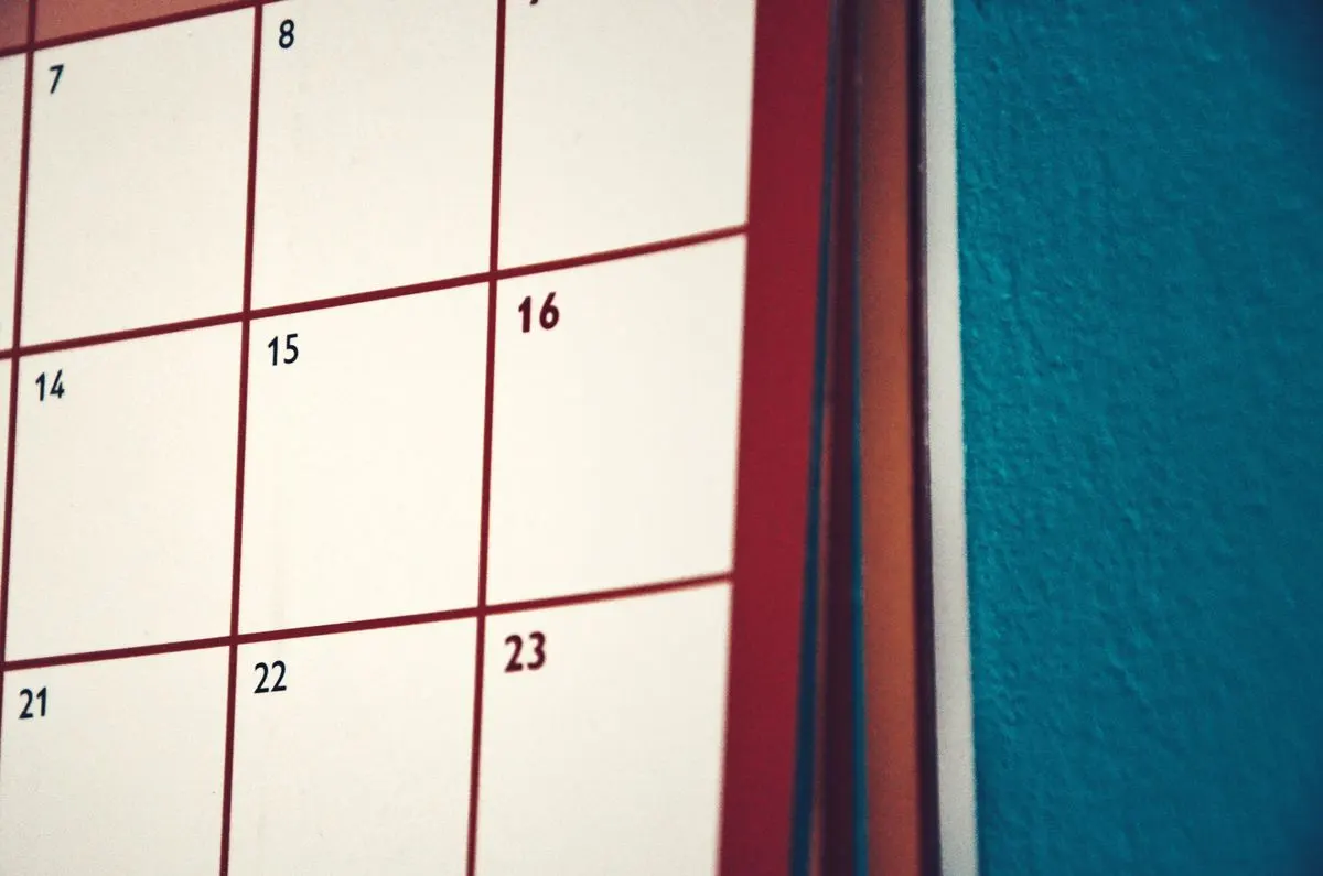 Minimalist wall calendar showing a full month grid